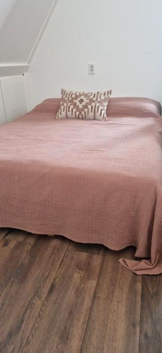 Tweepersoonsbed 160x200 cm - IKEA (inclusief matrassen + lat