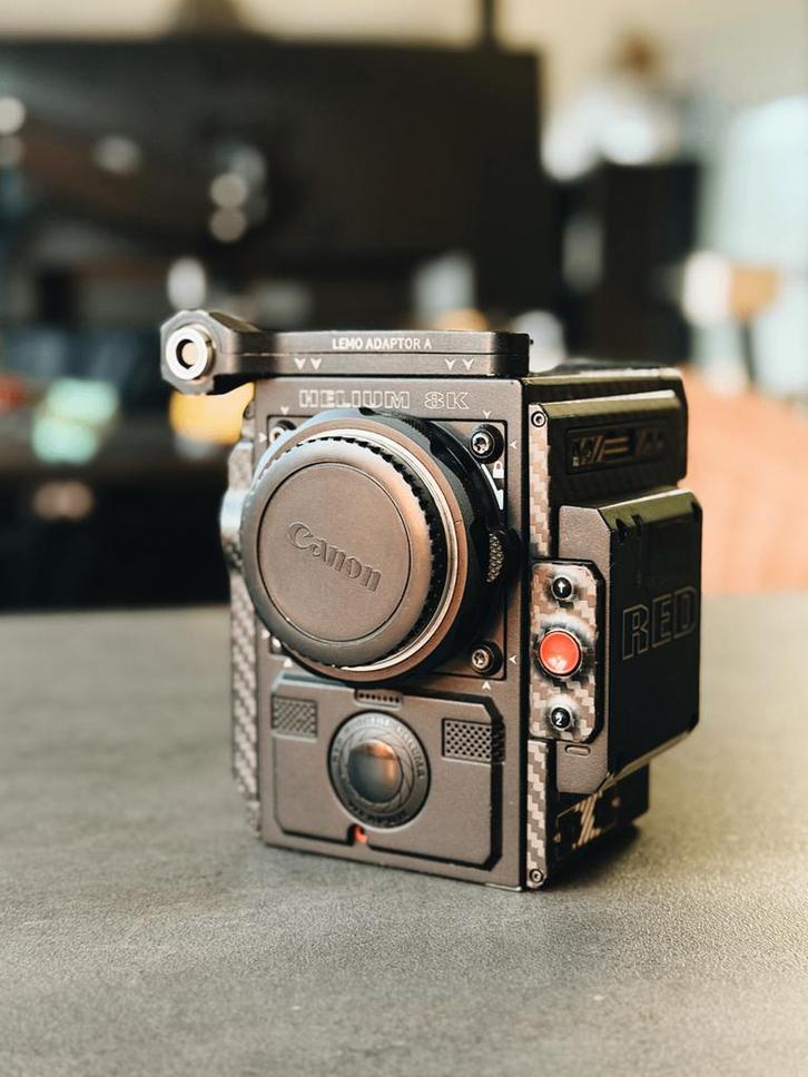 RED WEAPON 8K CARBON FIBER BODY BUNDLE, Audio, Tv en Foto, Videocamera's Digitaal, Gebruikt, Camera, Overige soorten, Overige merken