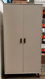 Olivia II Kledingkast 2-Deurs - Oatmeal / Walnoot - Retro, Ophalen, 50 tot 70 cm, 105 cm of meer, 100 cm of meer