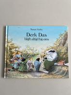 Derk Das - blijft altijd bij ons, Ophalen of Verzenden, Zo goed als nieuw, Fictie algemeen