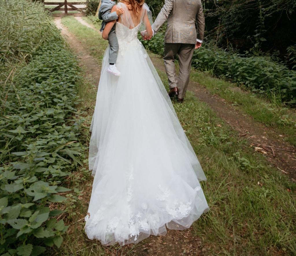 Trouwjurk, Ophalen, Zo goed als nieuw, Wit, Trouwjurk