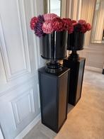 2 pilaren zuilen sokkel plantentafel zwart Eric kuster stijl, Huis en Inrichting, Woonaccessoires | Zuilen en Pilaren, Ophalen
