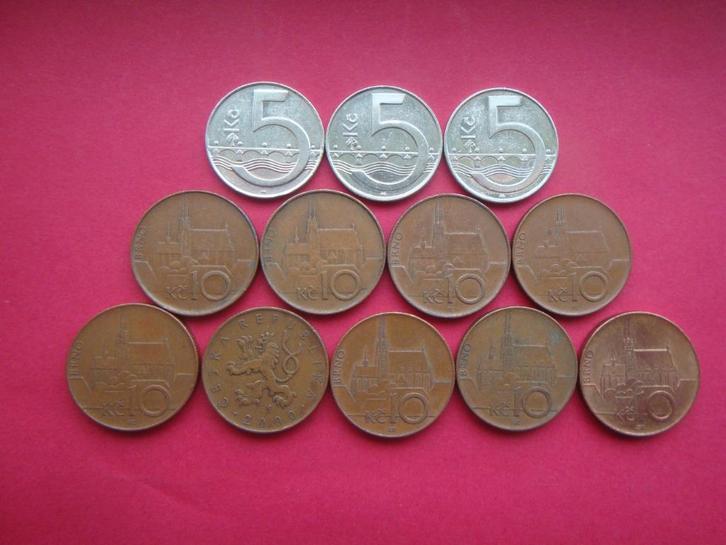 Tsjechië setje munten 5 en 10 Kronen 1993 / 2010., Postzegels en Munten, Munten | Europa | Niet-Euromunten, Setje, Overige landen