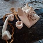 Witte bakelieten telefoon Ericson uit 1961, Ophalen