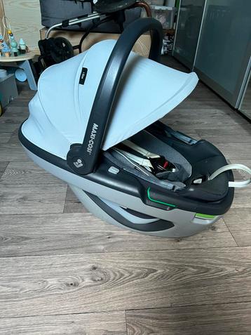 Autostoel Maxi-Cosi Coral incl base beschikbaar voor biedingen