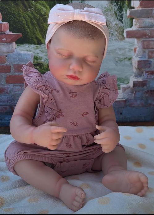 Lieve reborn baby Lou Lou, Verzamelen, Poppen, Nieuw, Babypop, Ophalen of Verzenden