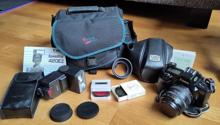 CANON EOS 650 body (analoog), lens en opzetflits, Audio, Tv en Foto, Fotocamera's Analoog, Gebruikt, Spiegelreflex, Canon, Ophalen