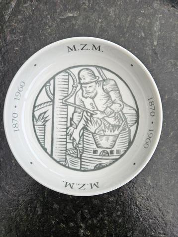 oud schaaltje Maastrichtse Zinkwit Maatschappij beschikbaar voor biedingen