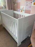 Bopita babykamer (commode ledikant en wandplank), Kinderen en Baby's, Kinderkamer | Complete kinderkamers, Ophalen, Zo goed als nieuw