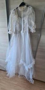 Trouwjurk met accessoires (38/40), Ophalen, Zo goed als nieuw, Wit, Trouwjurk
