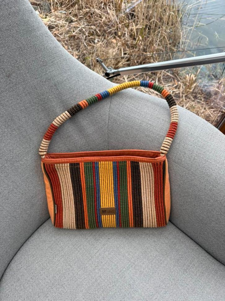 Handtas geweven, Sieraden, Tassen en Uiterlijk, Tassen | Damestassen, Zo goed als nieuw, Handtas, Overige kleuren, Ophalen of Verzenden