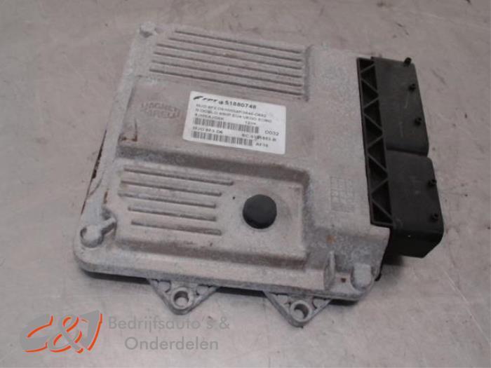 Computer Motormanagement van een Fiat Doblo, Auto-onderdelen, Elektronica en Kabels, Fiat, Gebruikt, 3 maanden garantie, Ophalen of Verzenden