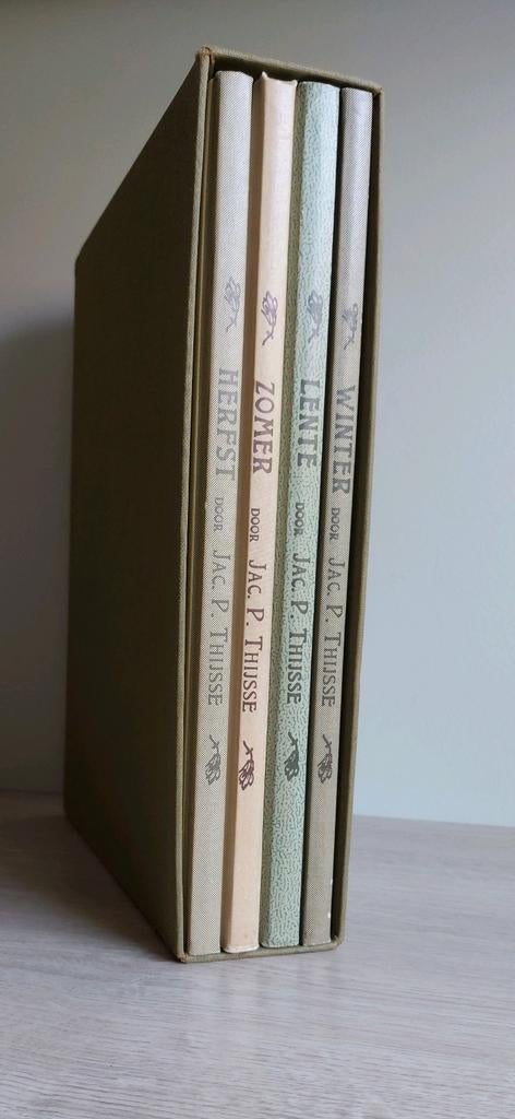 Te koop Jac. P. Thijsse De vier seizoenen, Boeken, Prentenboeken en Plaatjesalbums, Ophalen of Verzenden, Zo goed als nieuw