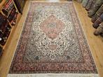 Vintage handgeknoopt perzisch oosters tapijt kayseri 330x206, Info@SlatsAntiek.nl, Tweedehands, Crème, Perzisch