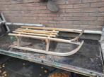 Houten slee, Ophalen, Gebruikt, Hout