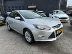 Ford Focus 1.6 TI-VCT Titanium! Aut! Navigatie!, 125 pk, Gebruikt, 4 cilinders, Parkeersensor