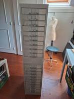 2 Vintage metalen ladekastjes met elk 10 lades, Ophalen, 50 tot 100 cm, Zo goed als nieuw, 3 of 4 laden