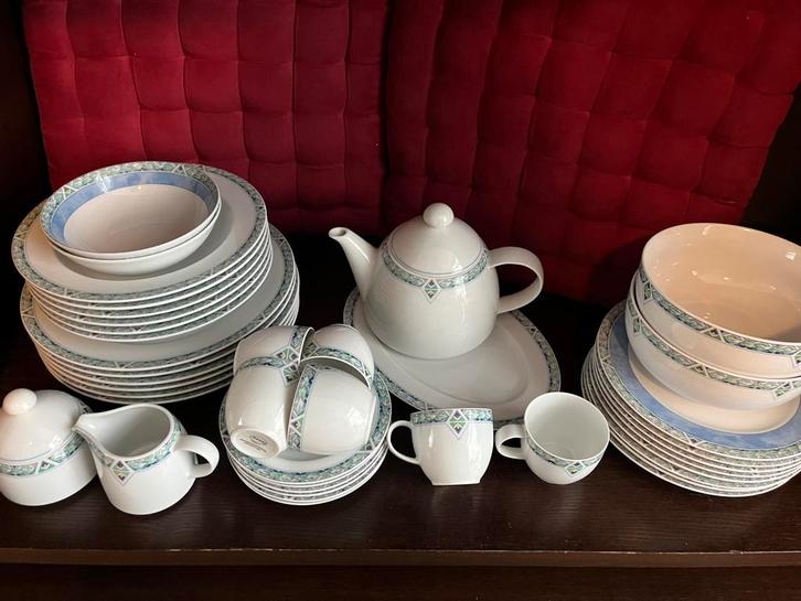 Arzberg AH servies 6 delig + aanvulling, Huis en Inrichting, Keuken | Servies, Nieuw, Compleet servies, Overige stijlen, Porselein