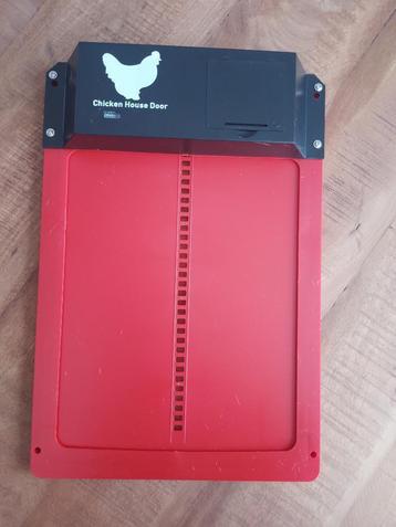 Automatisch kippenluik beschikbaar voor biedingen