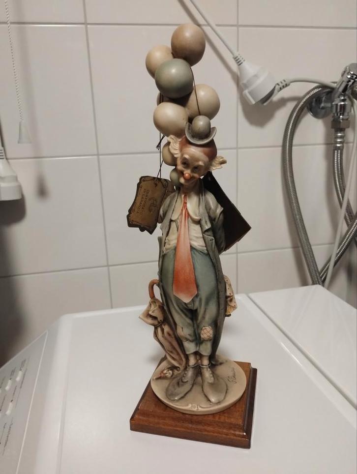 NOS Giuseppe Armani porseleinen beeld "the pensive clown"., Antiek en Kunst, Antiek | Porselein, Ophalen of Verzenden