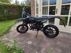 Sherco sm-r 50 cc black moon edition schakelbrommer, 6 versnellingen, Zo goed als nieuw, 50 cc, Ophalen
