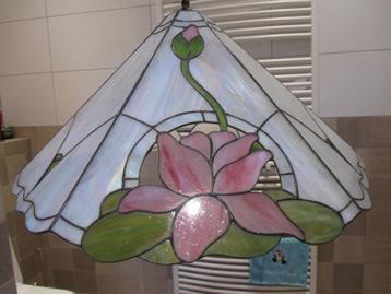 Tiffany hanglamp lotus beschikbaar voor biedingen