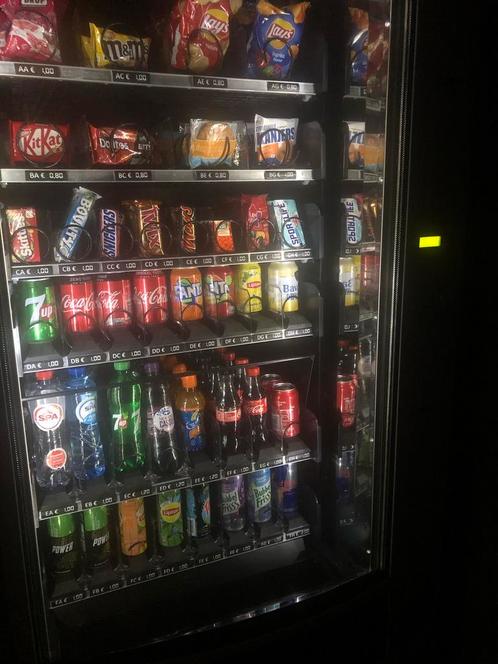 Vendingmachine met koeling en muntwisselaar, Verzamelen, Automaten | Overige, Zo goed als nieuw, Ophalen of Verzenden