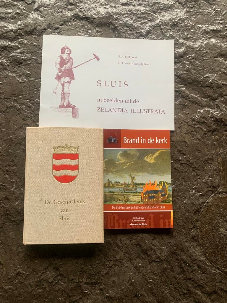 Sluis geschiedenis zeeuws-vlaanderen, Boeken, Geschiedenis | Stad en Regio, Ophalen of Verzenden