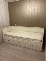 IKEA Hemnes Bed - Zo goed als nieuw!, Huis en Inrichting, Slaapkamer | Bedden, Ophalen, 90 cm, Eenpersoons, Wit