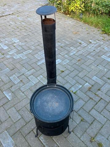 bbq / buiten kookkachel/ vuurkorf beschikbaar voor biedingen