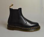 dr martens 2976 vegan zwart 36,37,38,39,40, 41, 42, 44 en 45, Zwart, Lage of Enkellaarzen, Nieuw, Ophalen of Verzenden