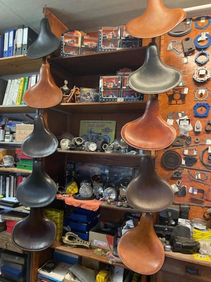 Panzadel ,Solo Zadel,WLA ,WLC Saddle, Motoren, Onderdelen | Harley-Davidson, Gereviseerd, Ophalen of Verzenden