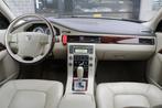 Volvo V70 2.0 Summum / Leer / Stoelverwarming / Youngtimer, 145 pk, Gebruikt, 4 cilinders, Met garantie (alle)