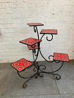 Vintage gietijzeren platentafel met 6 plateaus., Ophalen of Verzenden, Gebruikt