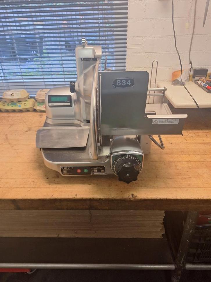 Deko 834s Berkel Snijmachine met Weegschaal, Zakelijke goederen, Horeca | Keukenapparatuur, Bakkerij en Slagerij, Gebruikt, Ophalen