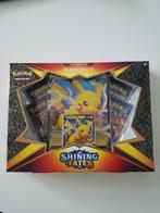 Pokémon Shining Fates verzamel box, Hobby en Vrije tijd, Verzamelkaartspellen | Pokémon, Ophalen, Zo goed als nieuw, Boosterbox