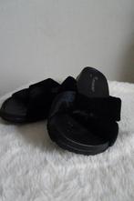zwarte badslippers nieuw, Kleding | Dames, Schoenen, Primark, Zwart, Nieuw, Ophalen