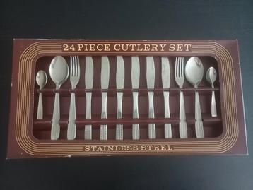 Complete Bestekset 24-delig - 70er jaren Als nieuw! beschikbaar voor biedingen