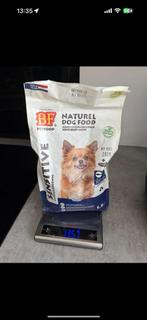 Ruilen voor hondenkoekjes BF food sensitive 1357 gram, Ophalen, Hond
