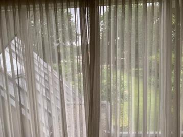 Gordijnen Inbetween beschikbaar voor biedingen