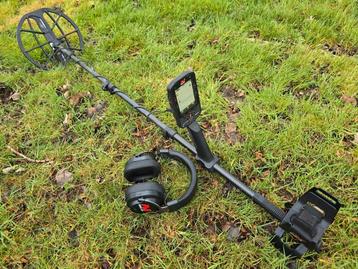 Minelab manticore / 2 weken oud  beschikbaar voor biedingen