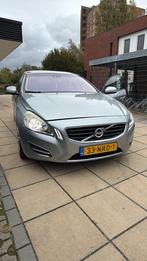 Volvo S60 2.0 T AUT 202PK 2010 Grijs, Auto's, Volvo, Euro 6, 4 cilinders, S60, Bruin