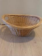 Mooie rieten kranten mand, Huis en Inrichting, Ophalen, Gebruikt, Mand, Riet