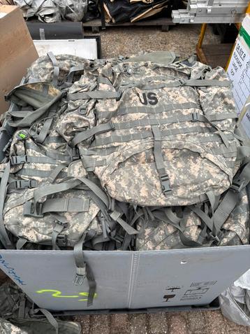30x molle 2 large rugzak US army. beschikbaar voor biedingen