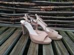 Manfield Pumps Leer Beige maat 37, Pumps, Beige, Ophalen of Verzenden, Zo goed als nieuw