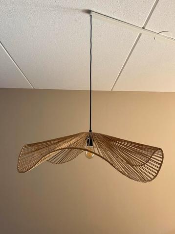 Nieuwe hanglamp met verstelbaar systeem