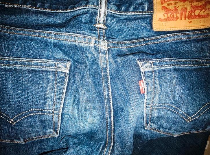 Levi’s

Model: 514 Straight Fit

Maat: W30 L34, Kleding | Dames, Broeken en Pantalons, Zo goed als nieuw, Maat 38/40 (M), Blauw
