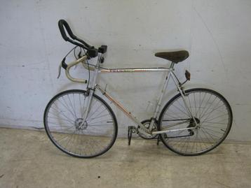 Vintage Peugeot racefiets beschikbaar voor biedingen