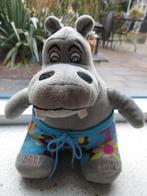 Nijlpaard Jip in vrolijke zwembroek van Kids Merchandise, Kinderen en Baby's, Speelgoed | Knuffels en Pluche, Ophalen of Verzenden