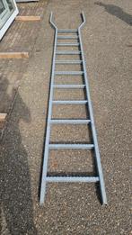 Gegalvaniseerde trap ( 141 ), Doe-het-zelf en Verbouw, Ladders en Trappen, Ophalen, Gebruikt, Nvt, Minder dan 2 meter
